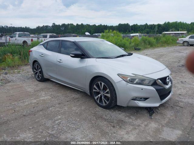  Salvage Nissan Maxima