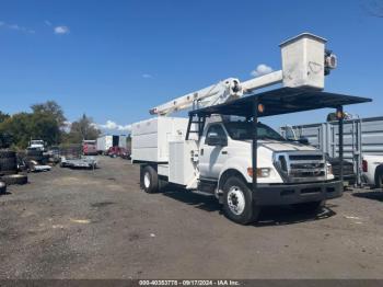  Salvage Ford F750 Bucket