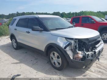  Salvage Ford Utility Police Intercepto