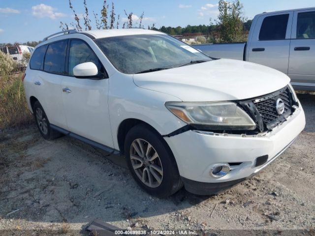  Salvage Nissan Pathfinder