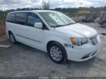  Salvage Chrysler Town & Country