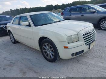  Salvage Chrysler 300