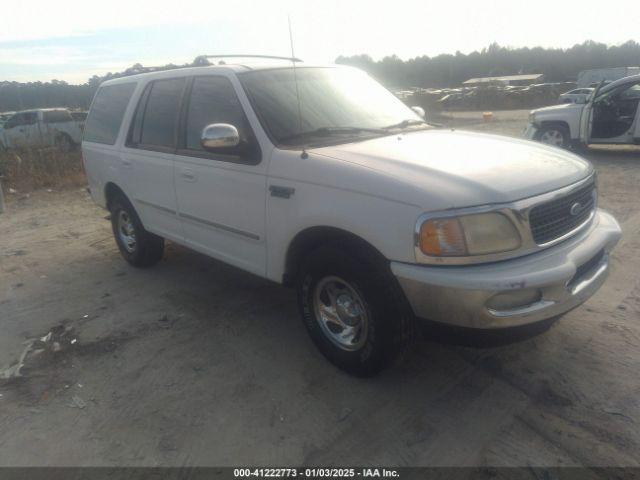  Salvage Ford Expedition