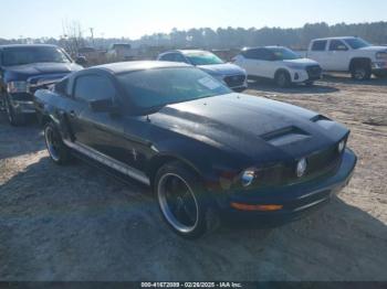  Salvage Ford Mustang