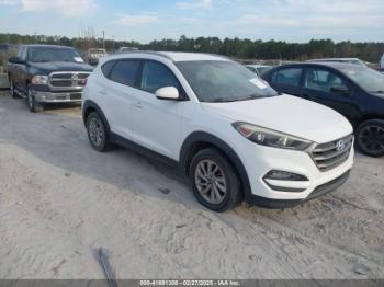  Salvage Hyundai TUCSON