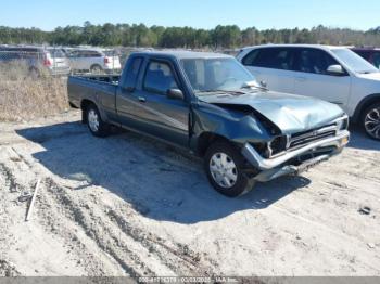  Salvage Toyota Pickup