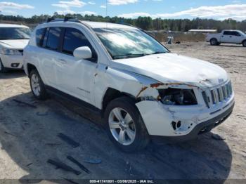  Salvage Jeep Compass