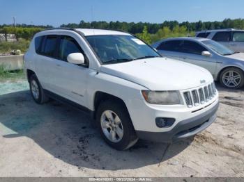  Salvage Jeep Compass