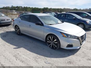  Salvage Nissan Altima