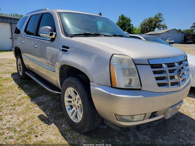  Salvage Cadillac Escalade
