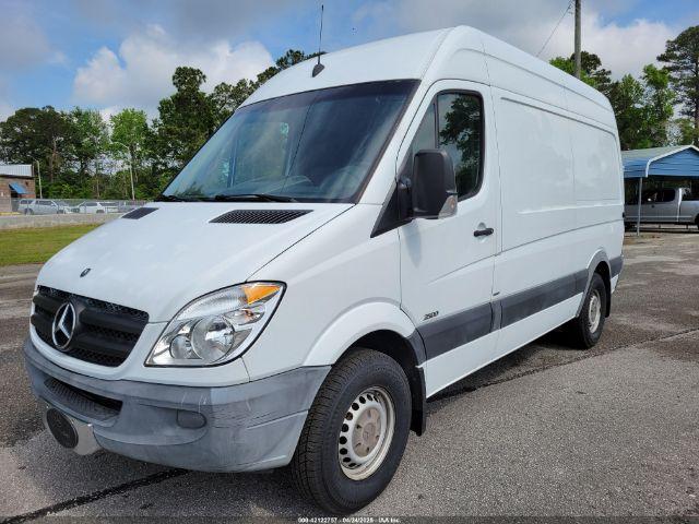  Salvage Mercedes-Benz Sprinter