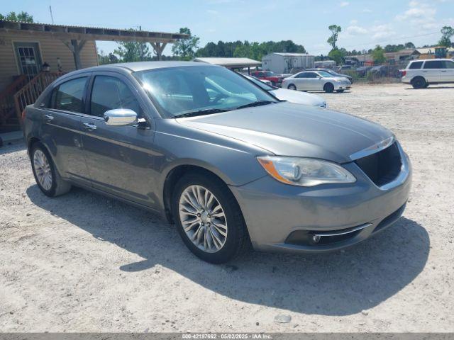  Salvage Chrysler 200