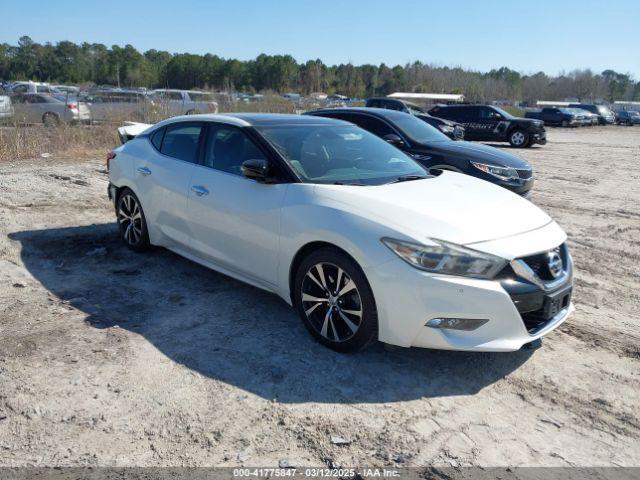  Salvage Nissan Maxima