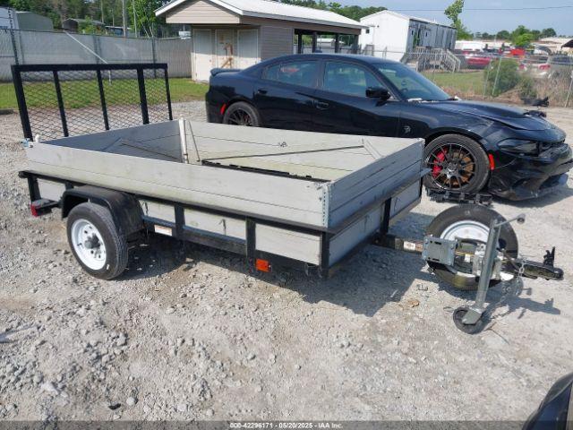  Salvage Carry On Carry-on Trailer