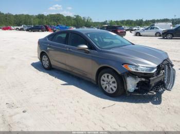  Salvage Ford Fusion