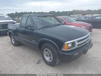  Salvage Chevrolet S-10