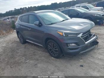  Salvage Hyundai TUCSON