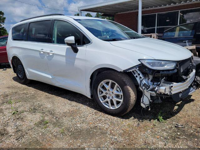  Salvage Chrysler Pacifica