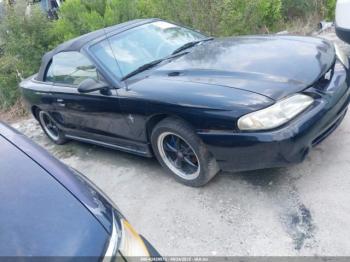  Salvage Ford Mustang