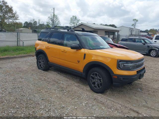  Salvage Ford Bronco