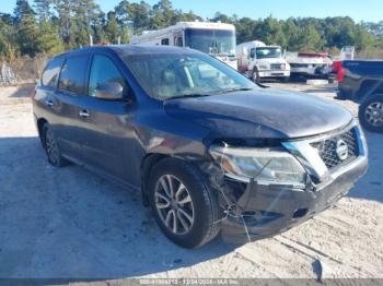  Salvage Nissan Pathfinder