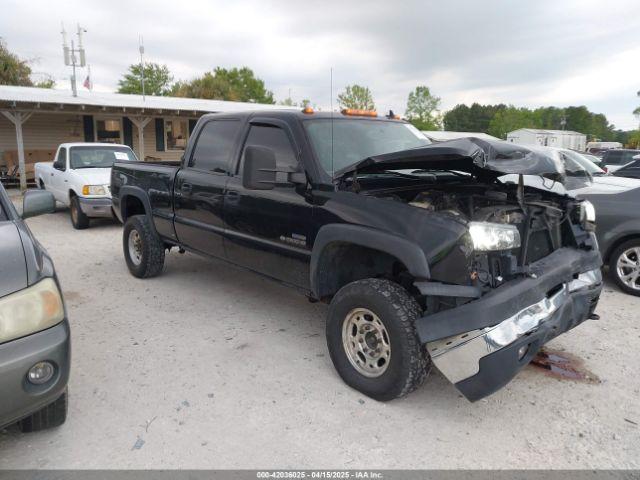  Salvage Chevrolet Silverado 2500