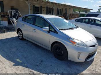  Salvage Toyota Prius
