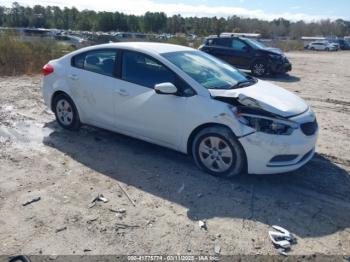  Salvage Kia Forte