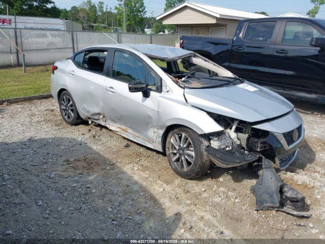  Salvage Nissan Versa