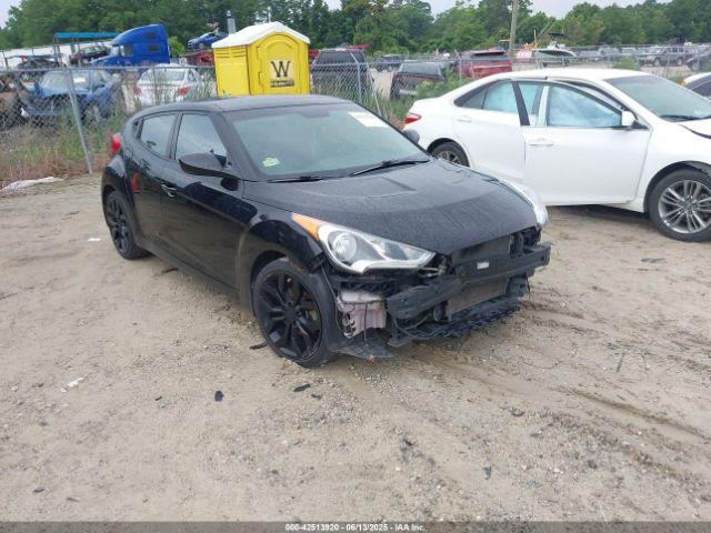  Salvage Hyundai VELOSTER