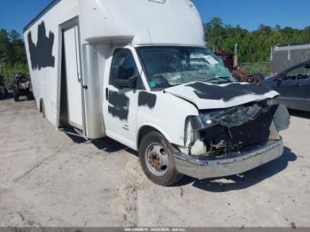  Salvage General Motors Savana Cutaway 4500
