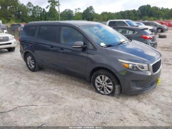  Salvage Kia Sedona