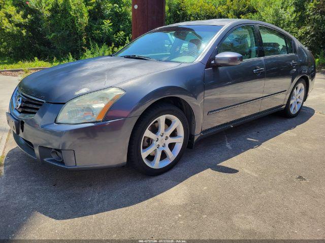  Salvage Nissan Maxima