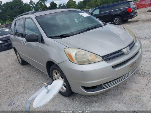  Salvage Toyota Sienna