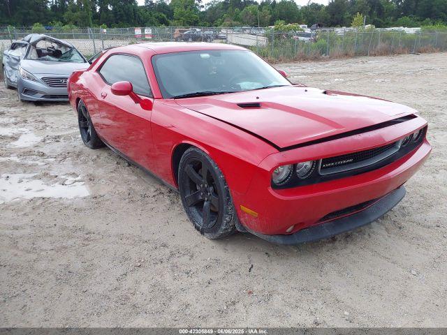  Salvage Dodge Challenger