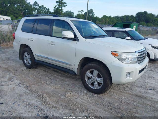  Salvage Toyota Land Cruiser