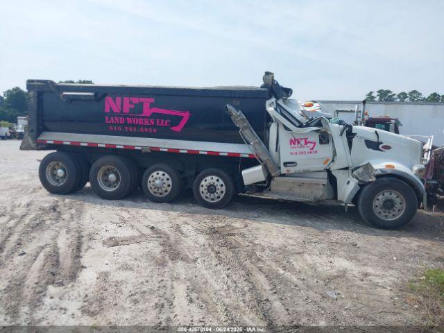  Salvage Peterbilt 567