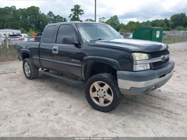  Salvage Chevrolet Silverado 2500