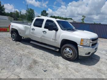  Salvage Chevrolet Silverado 3500