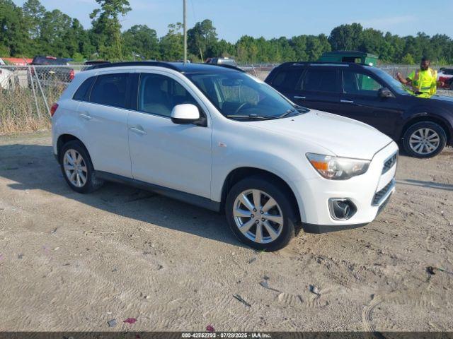  Salvage Mitsubishi Outlander