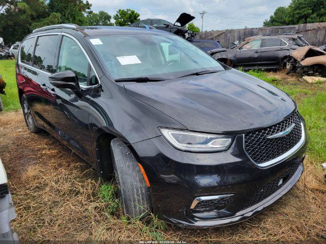  Salvage Chrysler Pacifica