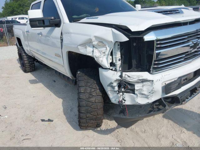  Salvage Chevrolet Silverado 2500