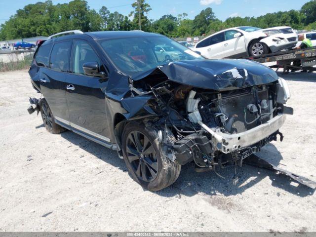  Salvage Nissan Pathfinder