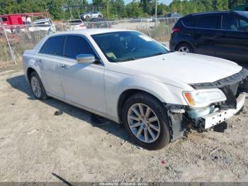  Salvage Chrysler 300