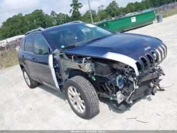  Salvage Jeep Cherokee