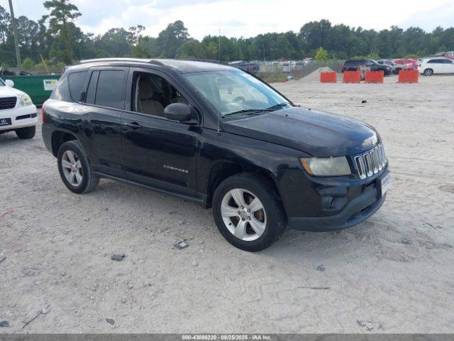  Salvage Jeep Compass