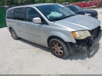  Salvage Chrysler Town & Country