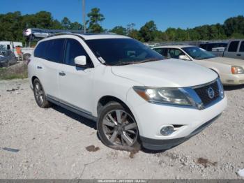  Salvage Nissan Pathfinder