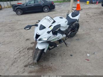  Salvage Kawasaki Zx1000
