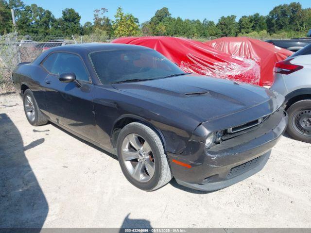  Salvage Dodge Challenger